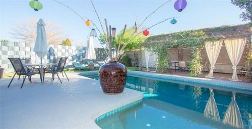 Zenyard Guest House Phoenix Exterior photo
